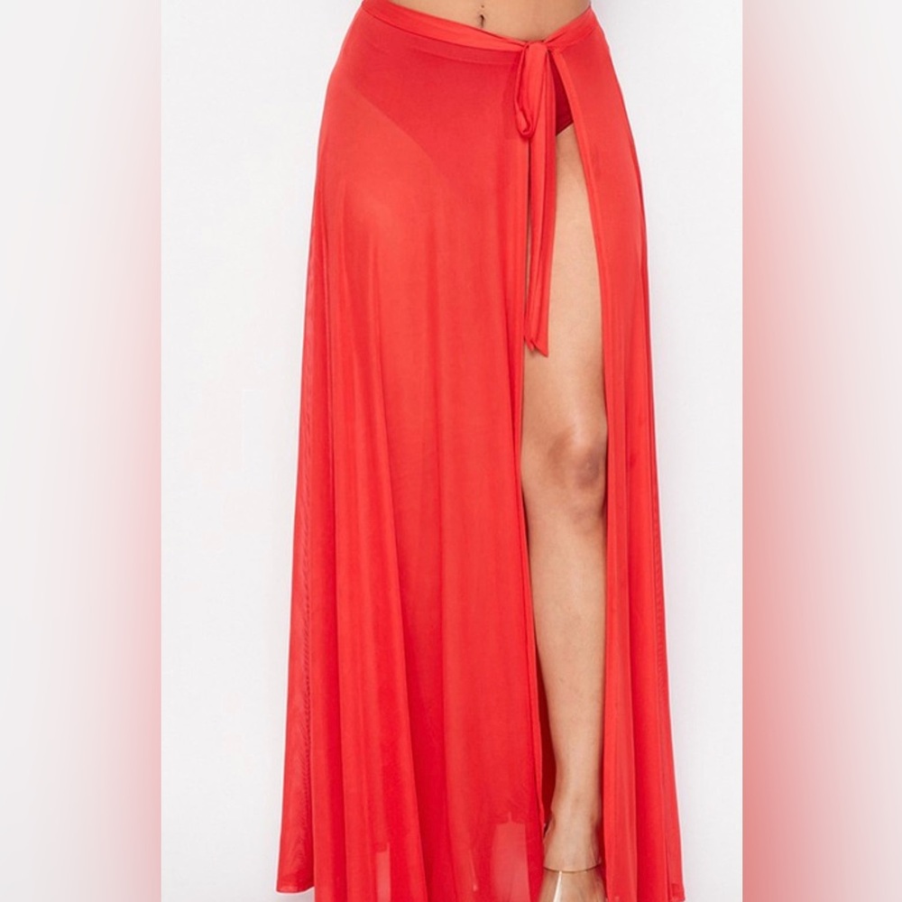 Red Swimsuit Coverup 🌹